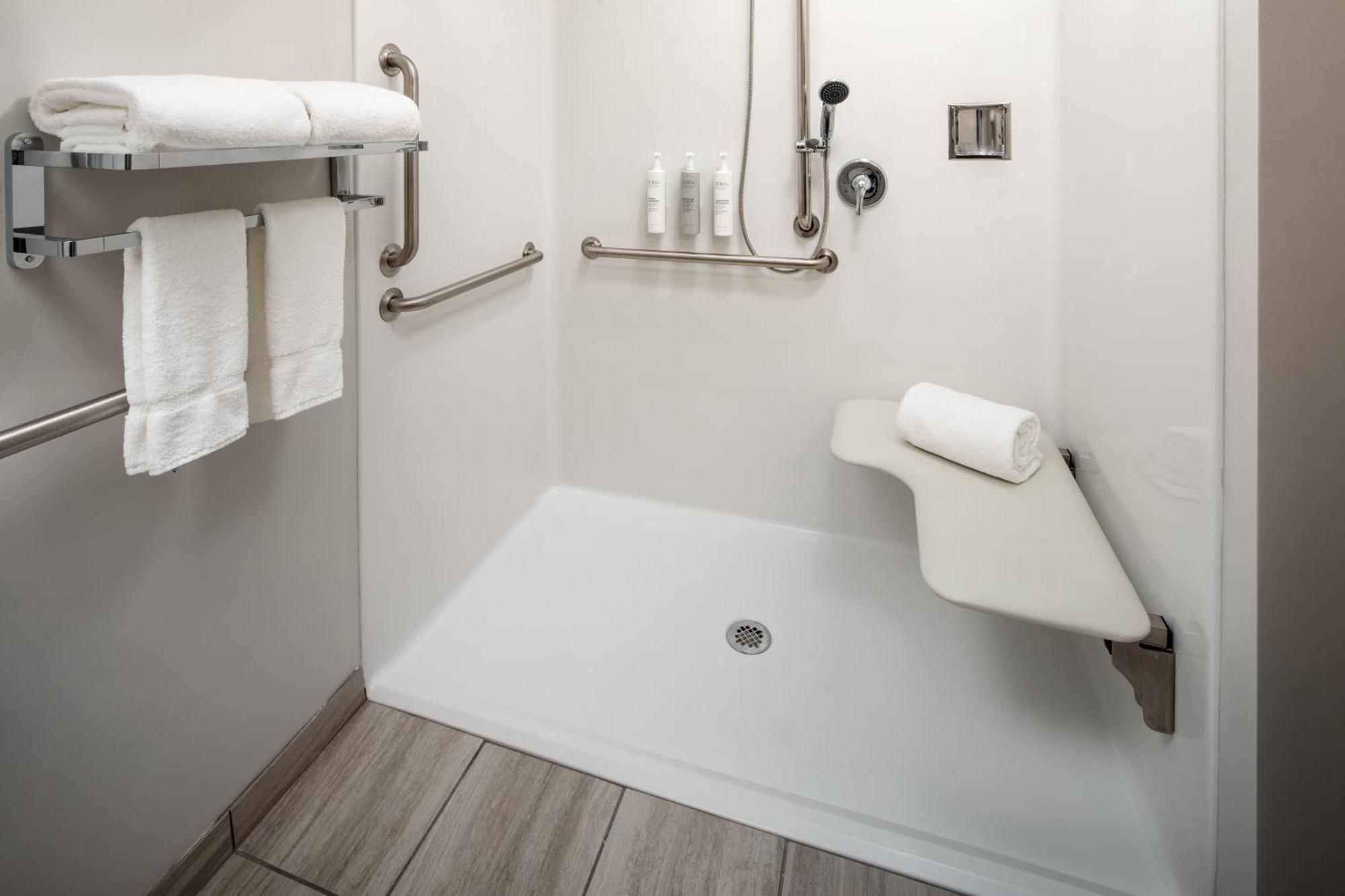 Hotel Ursa Orono Ngoại thất bức ảnh